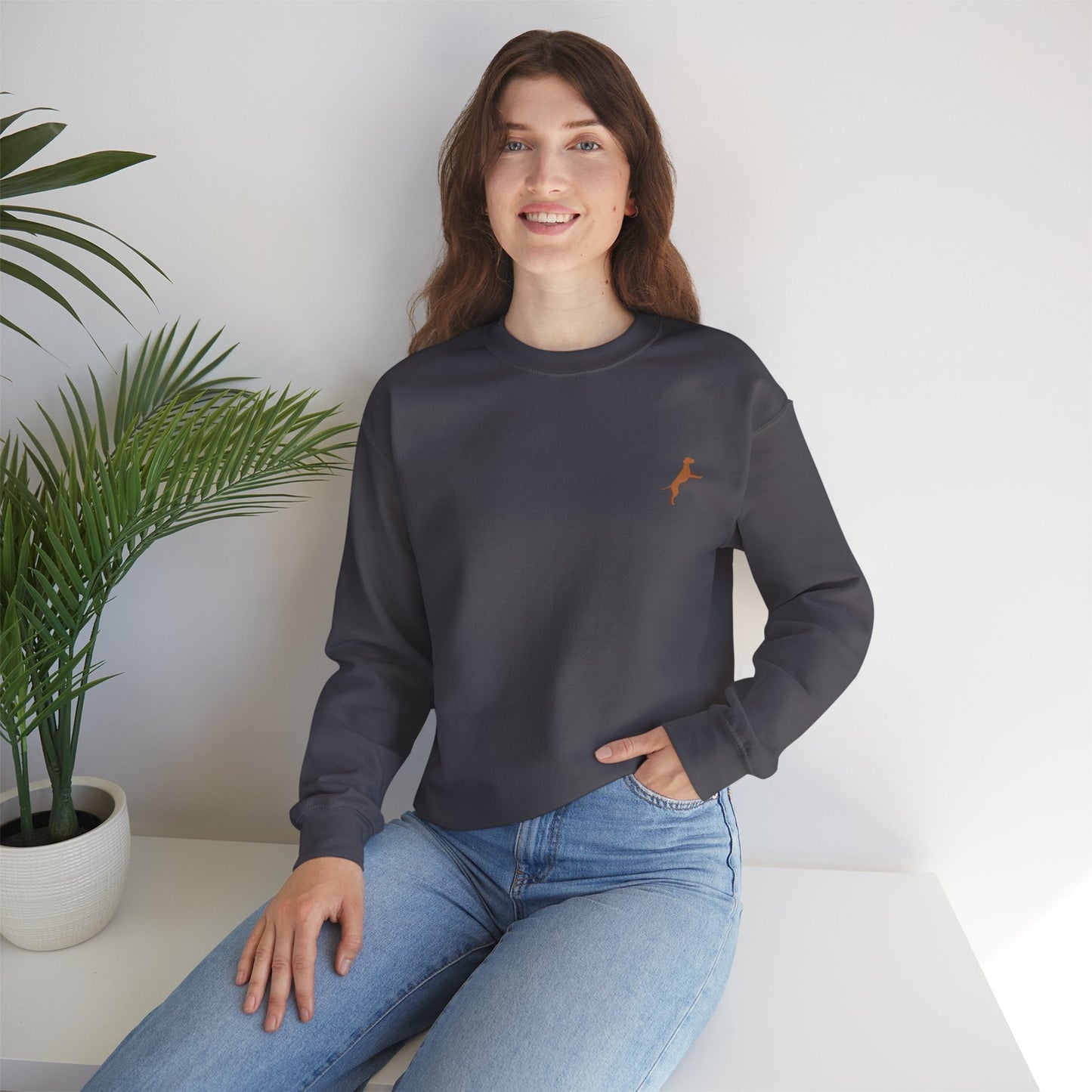 Women's Heavy Blend™ Crewneck Sweatshirt with custom Hungarian Vizsla logo design - Hobbster