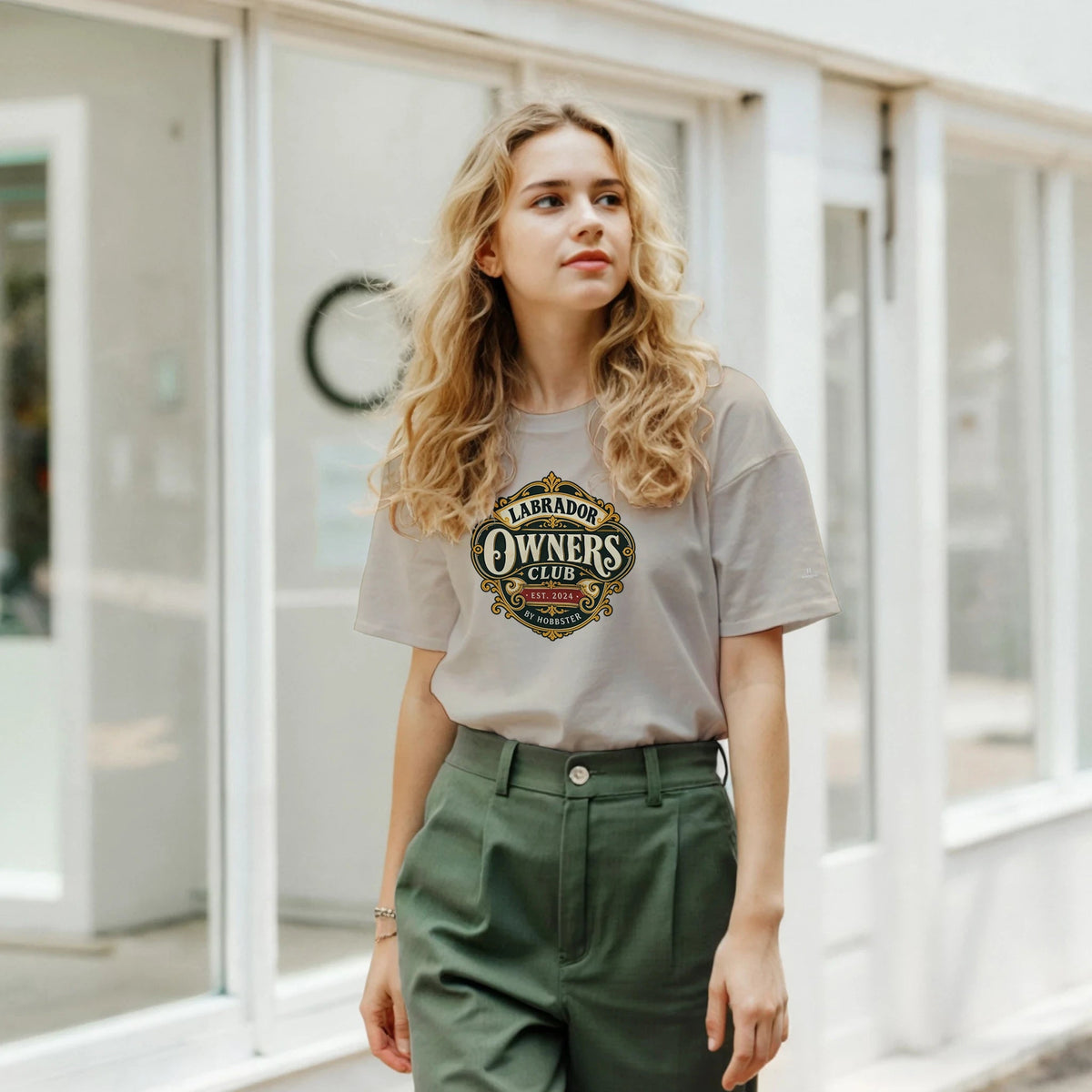 Labrador Owners Club Women's T-shirt - Hobbster