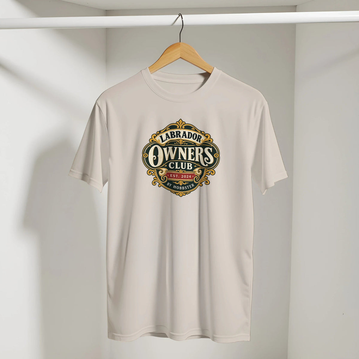 Labrador Owners Club Women's T-shirt - Hobbster