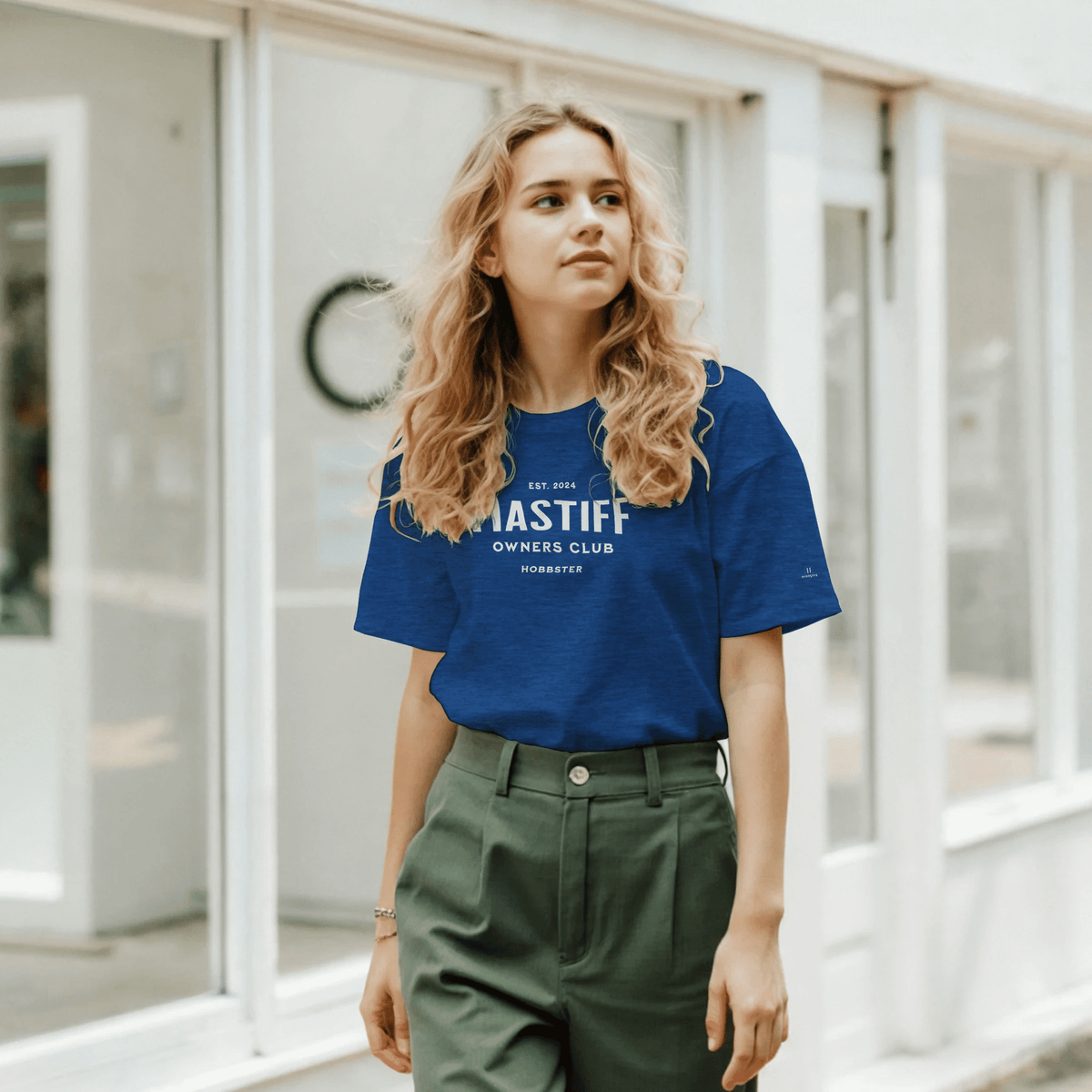 Mastiff Owners Club Crewneck Women's T-shirt - Hobbster