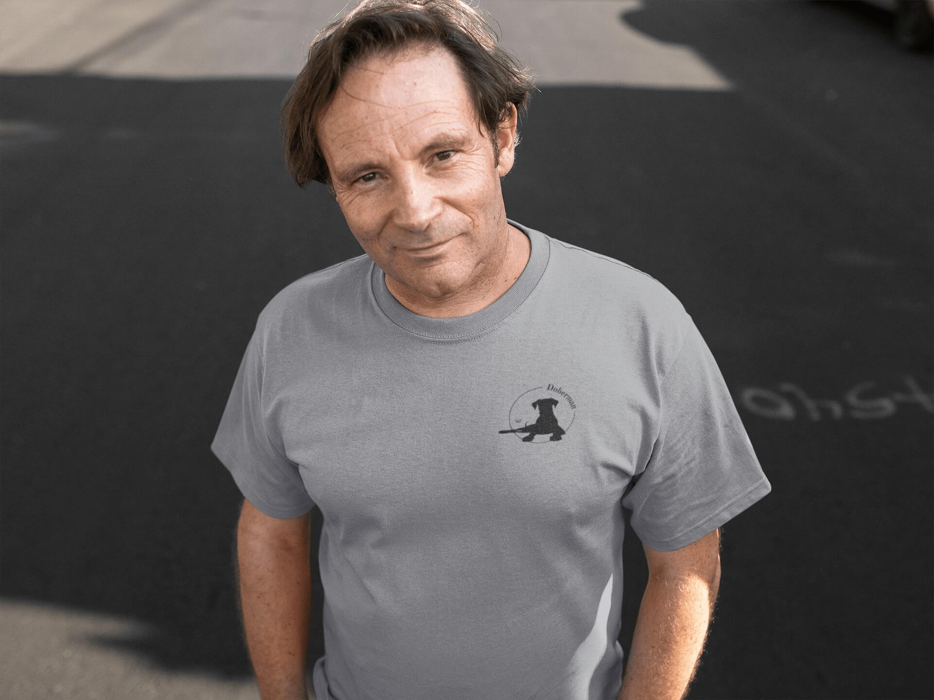 Men's Crewneck T-shirt with Doberman logo - Hobbster