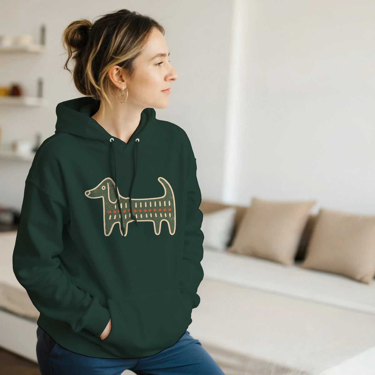 Retro Folk-Art Green Dog Women's Pullover Hoodie - Hobbster