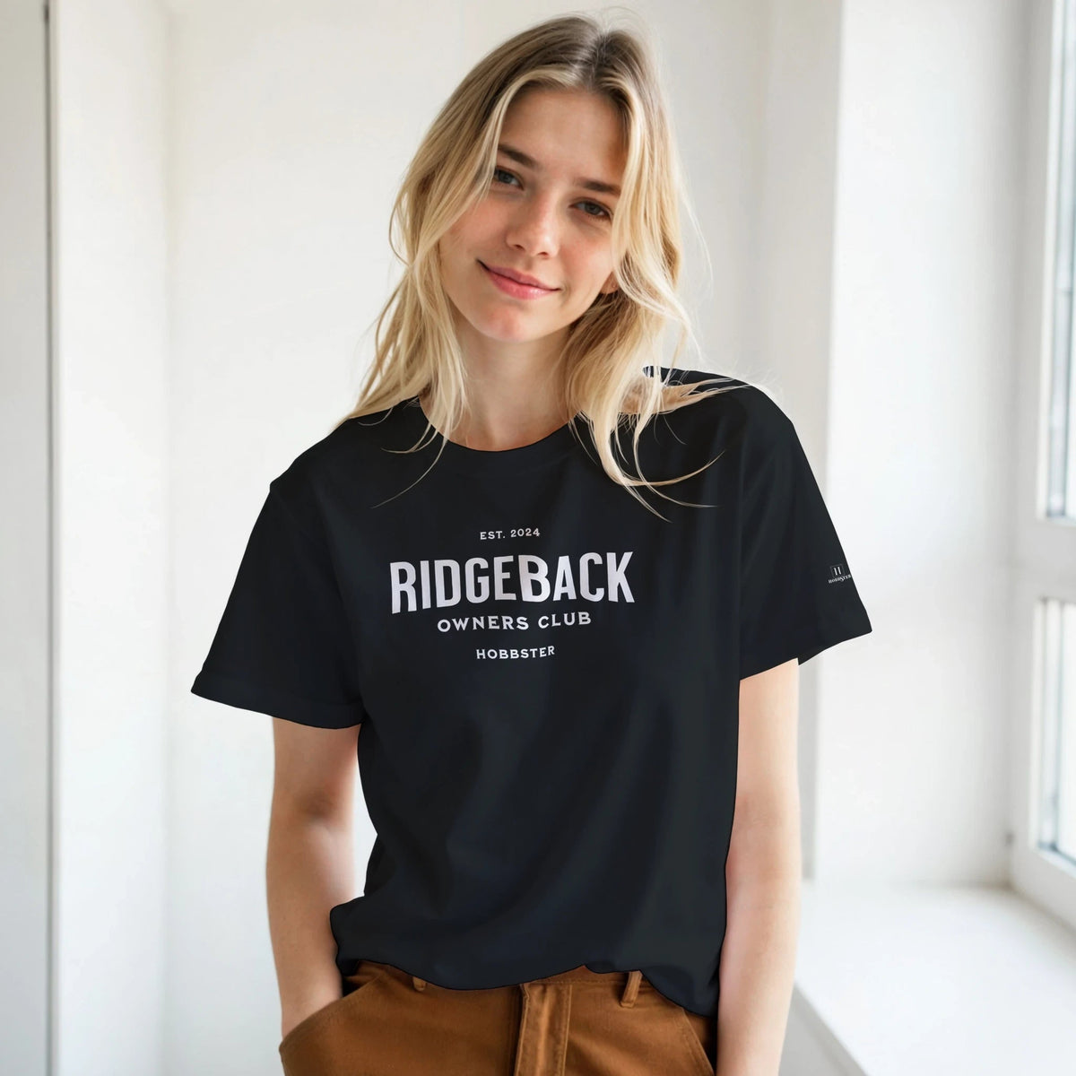 Rhodesian Ridgeback Owners Club Crewneck Women's T-shirt - Hobbster