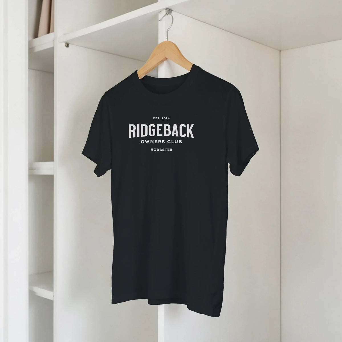 Rhodesian Ridgeback Owners Club Crewneck Women's T-shirt - Hobbster