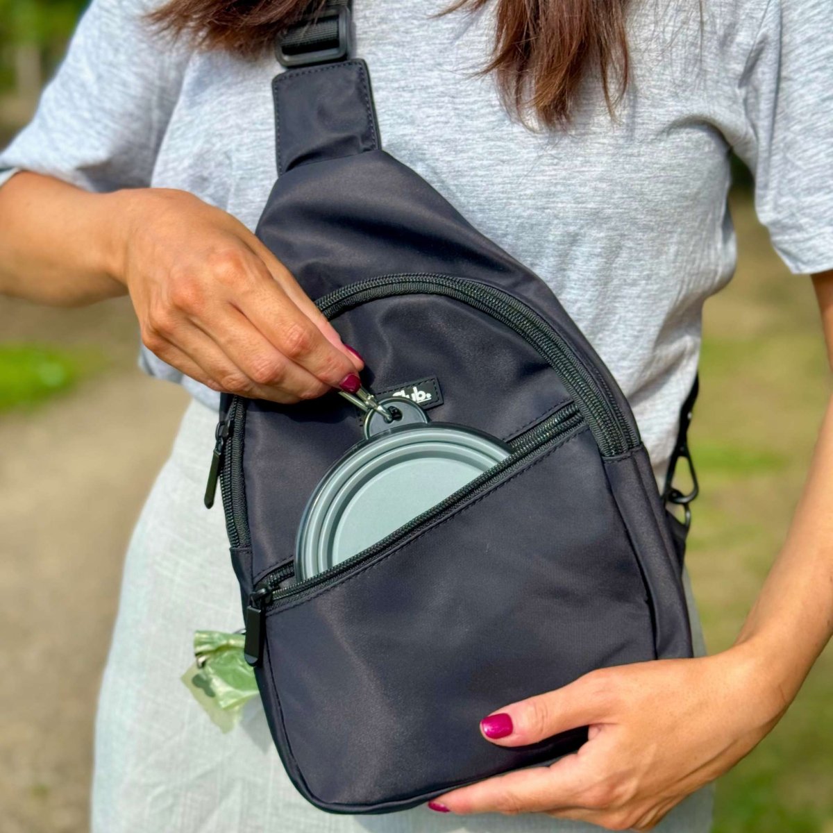 Dog Walking Sling Backpack - Khaki Green - Hobbster