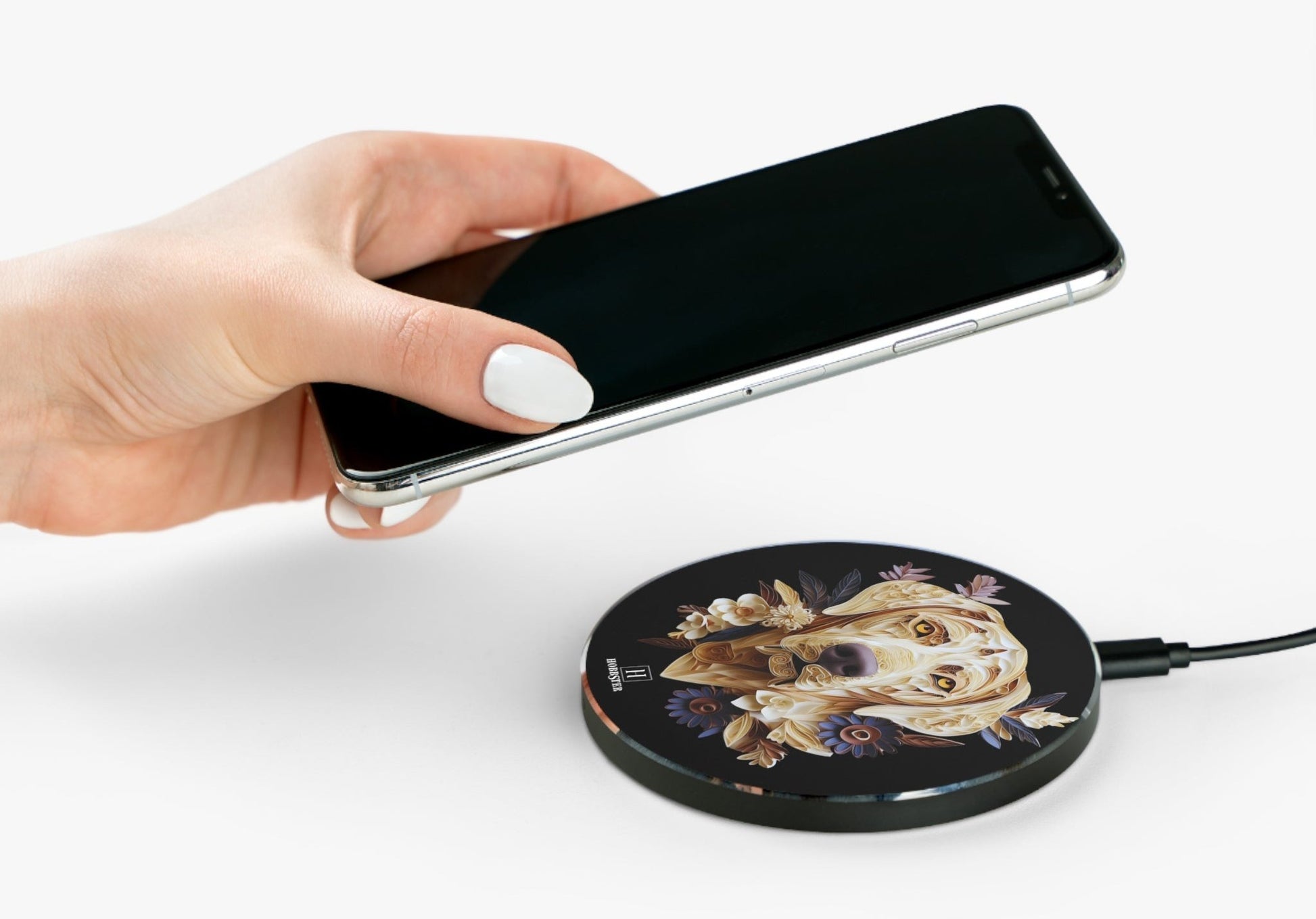 Spoke Wireless 10W Charger featuring a quilled Labrador head design - Hobbster