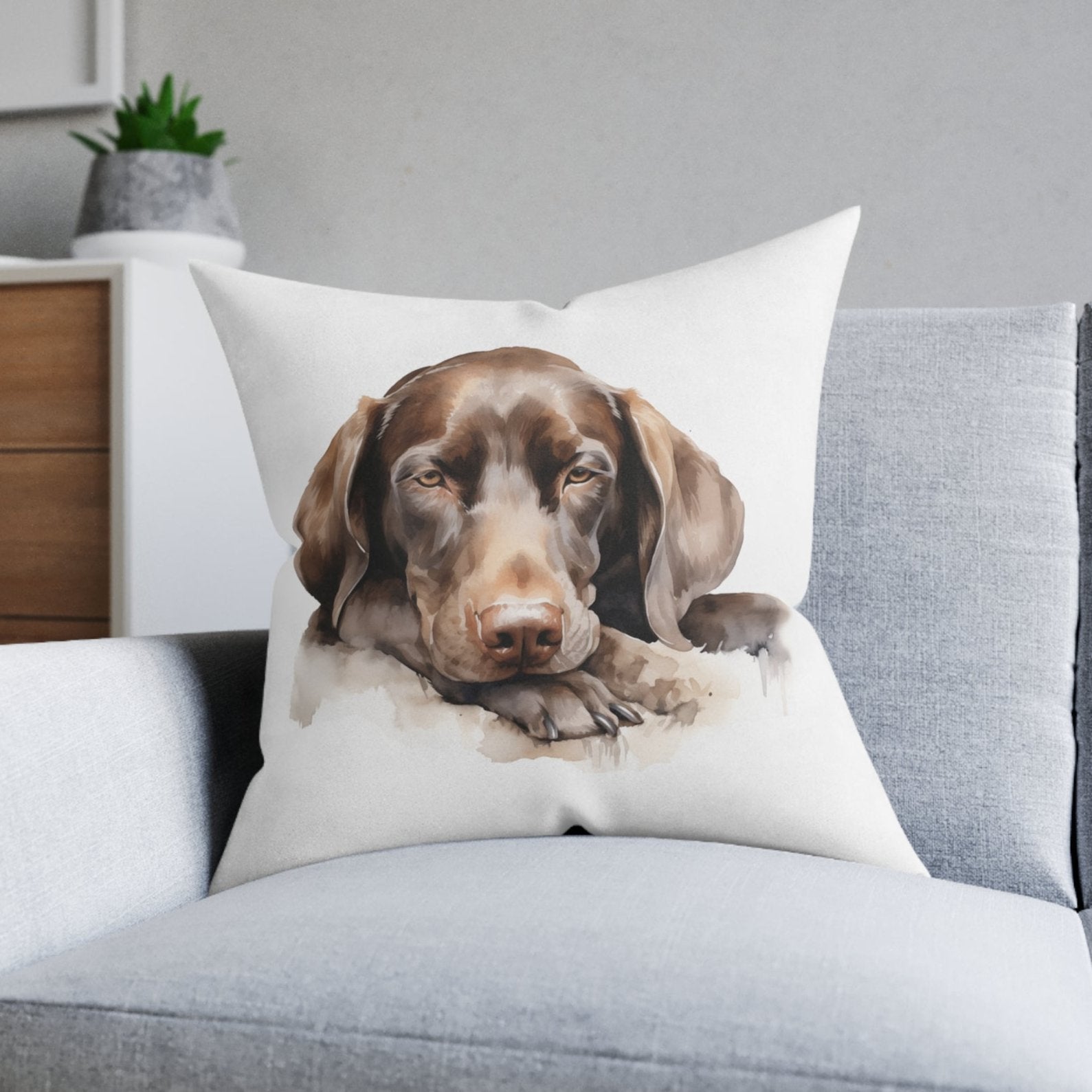 Square cushion with Vizsla Puppy Resting Design - Hobbster