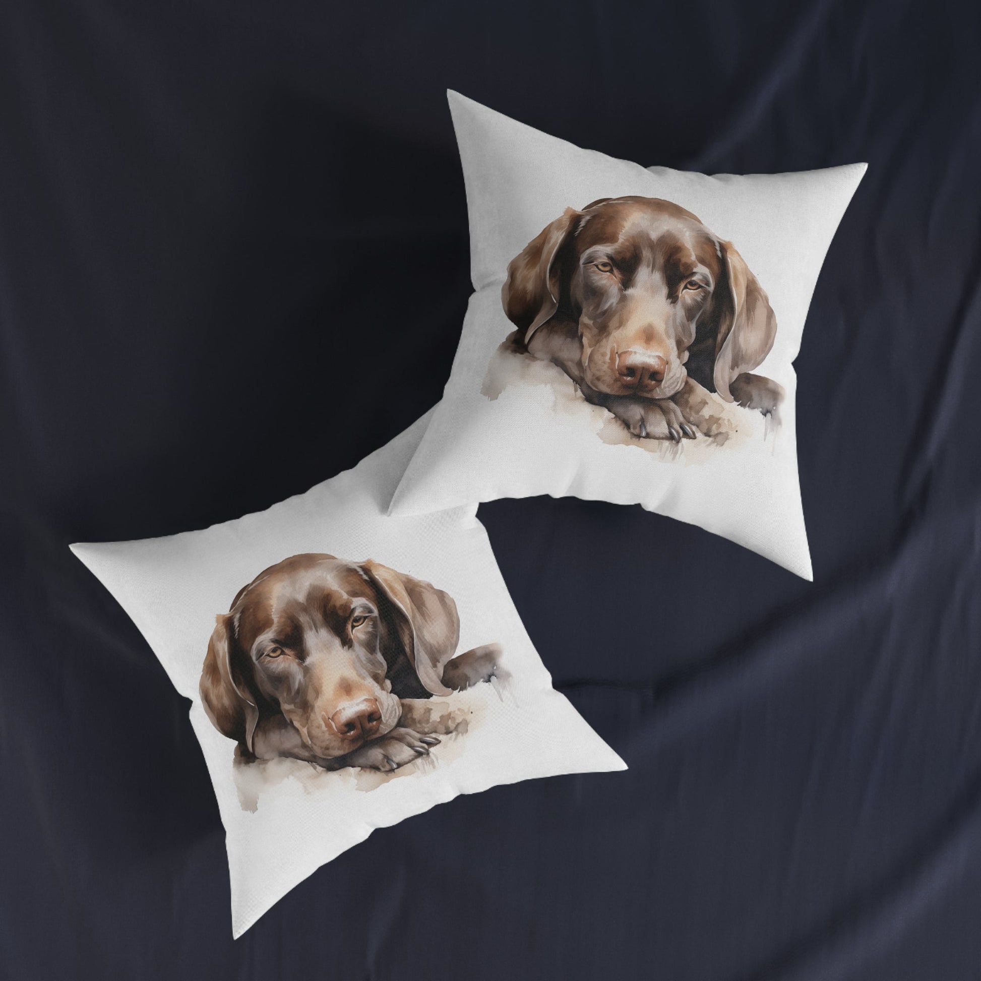 Square cushion with Vizsla Puppy Resting Design - Hobbster