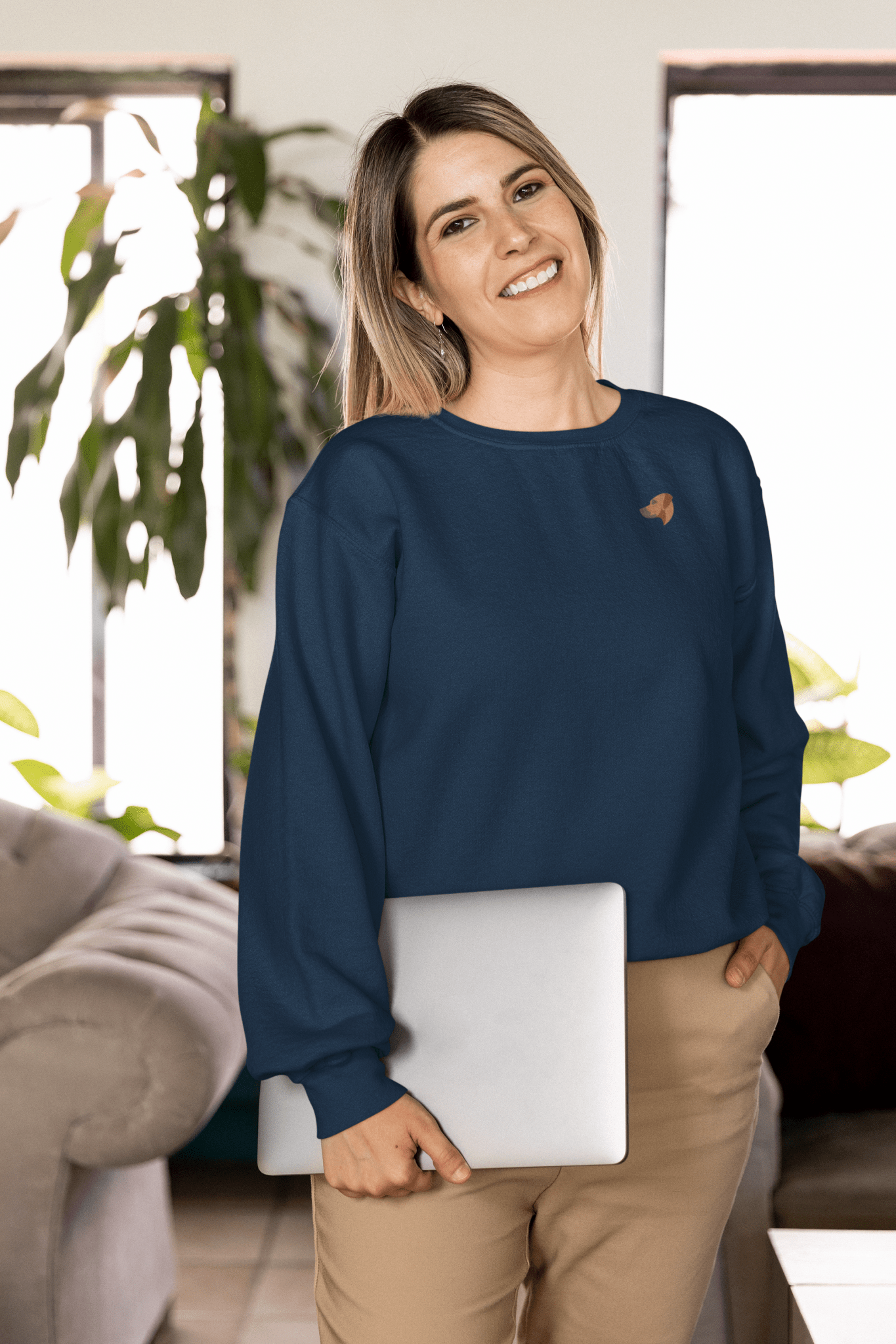 Women's Heavy Blend™ Crewneck Sweatshirt with custom Rhodesian Ridgeback logo design - Hobbster