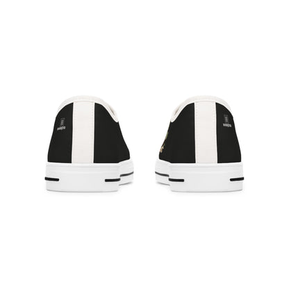 Women's Low-Top Trainers featuring German Short Haired Pointer Paper Quilling Effect Design - Hobbster